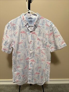 Izod Mens White Short-Sleeve Button-Down Shirt with Pink Flamingo Print